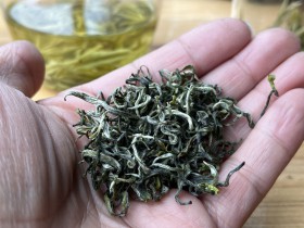 明前紫阳毛尖富硒茶绿色好还是黑色好哪个工艺好?