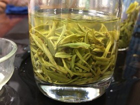 茶叶鉴别:紫阳富硒茶明前茶就有叶子吗?