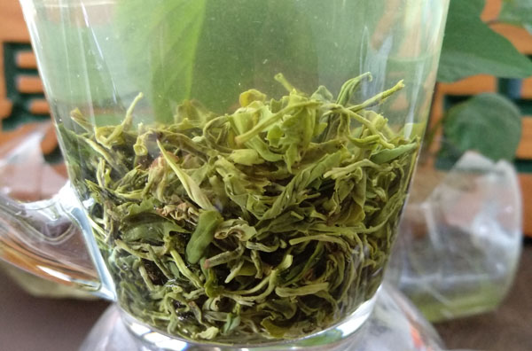 闷泡