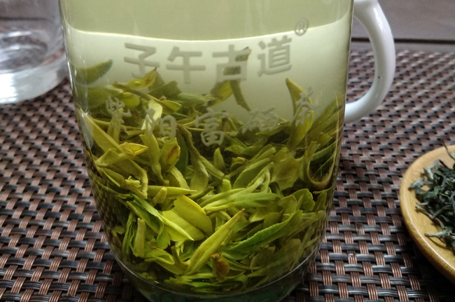 纯手工紫阳毛尖