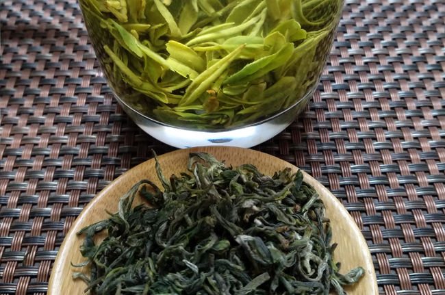 纯手工紫阳毛尖