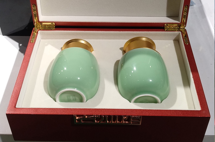 紫阳茶高档礼盒装